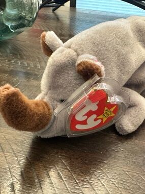 Ty “Spike” the Rhino 🦏 Beanie Baby